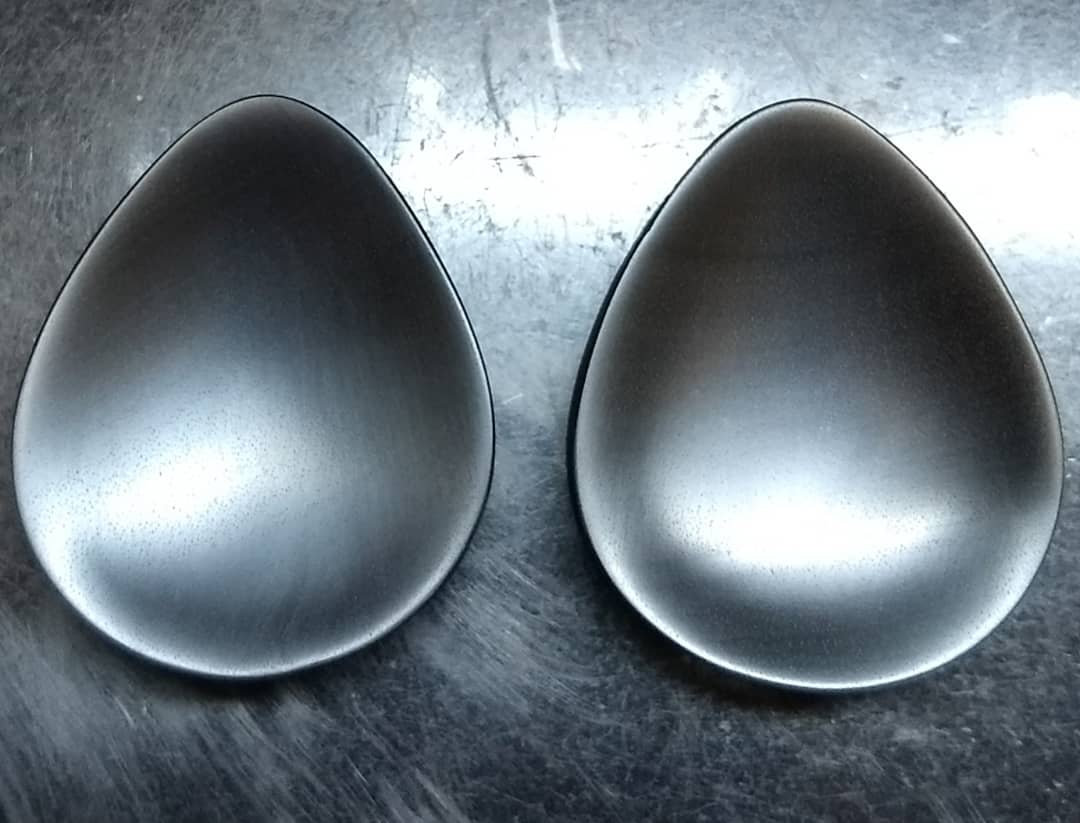 Ebony Concave Teardrop Plugs
